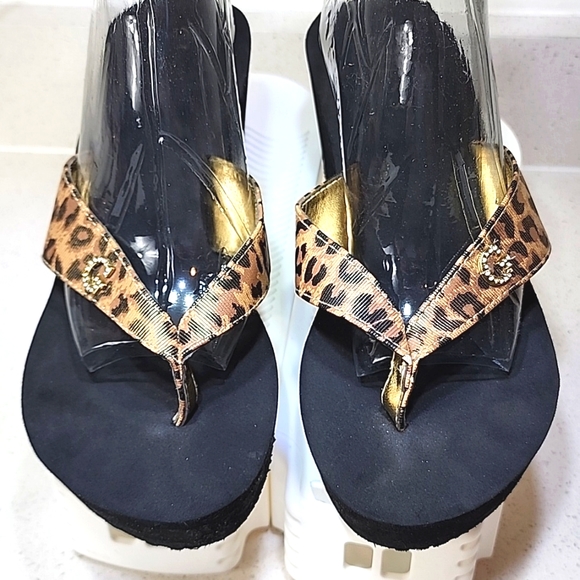 Guess Platform Sandals Size 8 - Picture 1 of 6